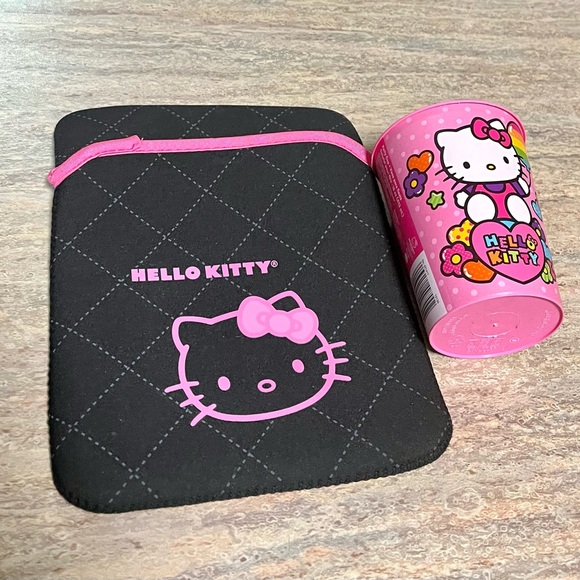 Hello Kitty tablet sleeve with Hello Kitty cup - Picture 1 of 11